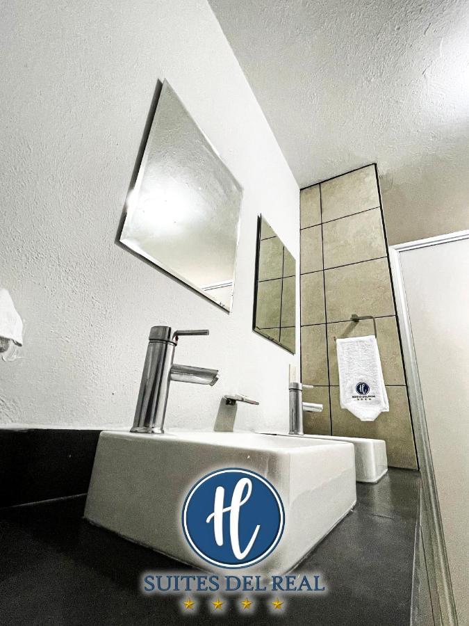 ספופן Hotel Suites Del Real מראה חיצוני תמונה