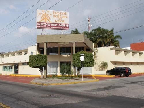 ספופן Hotel Suites Del Real מראה חיצוני תמונה